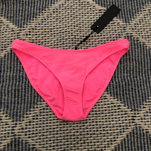 ❌SOLD❌Triangl Pipa Bottoms NWT - Picture 3 of 7